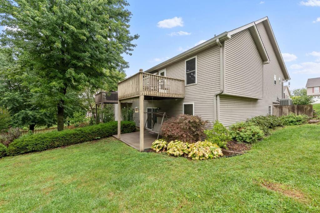 Beautiful Townhome, 11 Minutes To Downtown, Kcmo. カンザスシティ エクステリア 写真